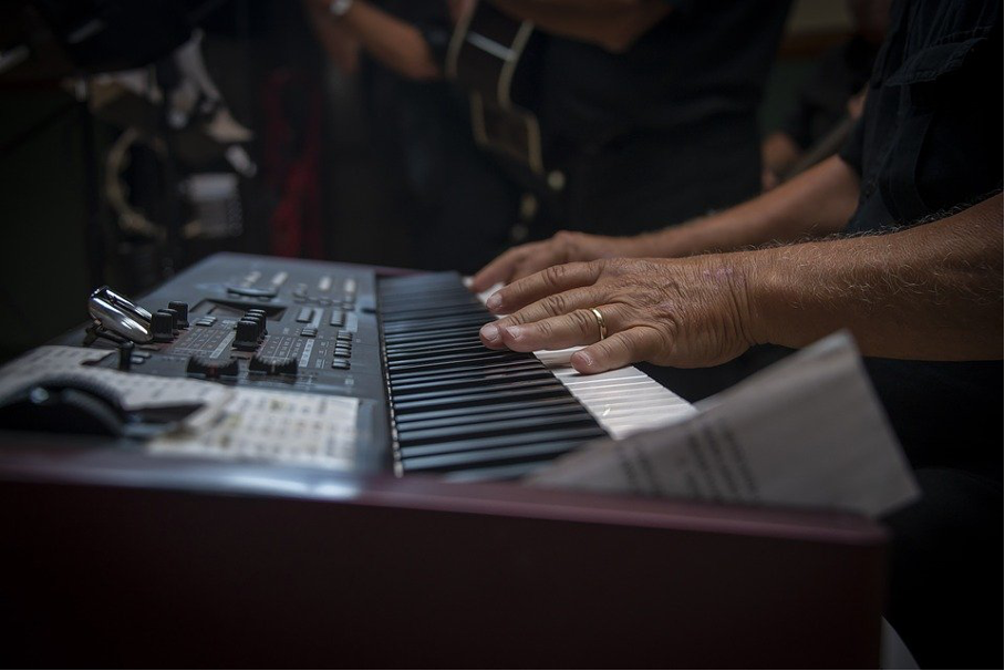 Il n’existe aucune limite d’âge pour apprendre la musique